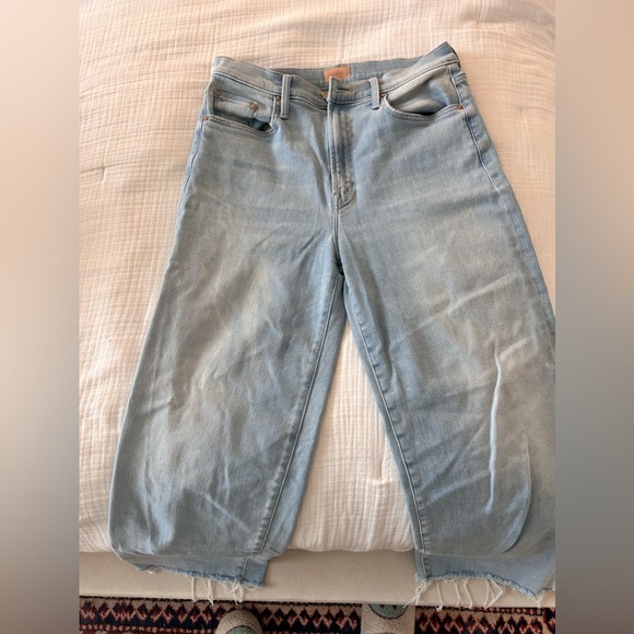 MOTHER the Rambler Zip Ankle Fray in color Chill Pill - Picture 2 of 8